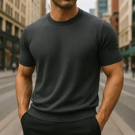 Round neck, short sleeves, slim fit, solid color, stylish knit sweater