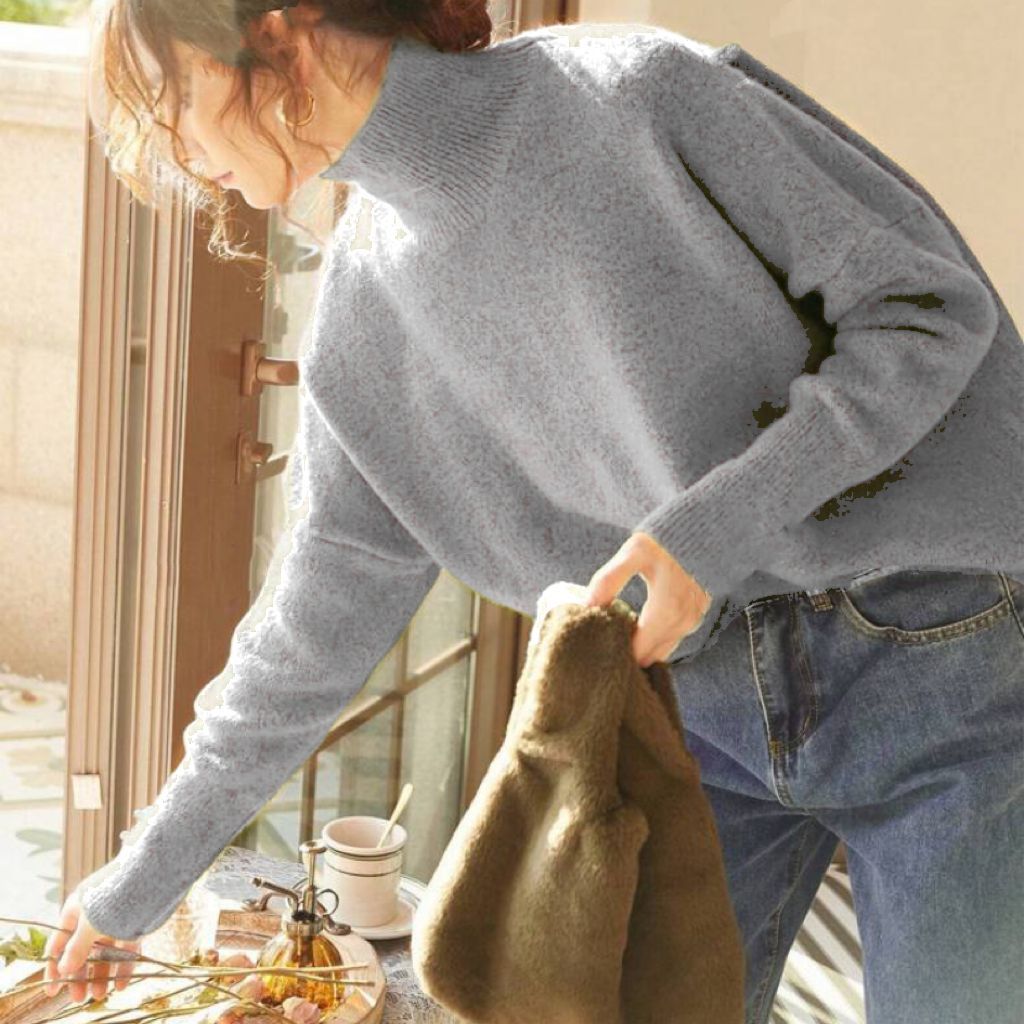 Solid color turtleneck loose knit sweater